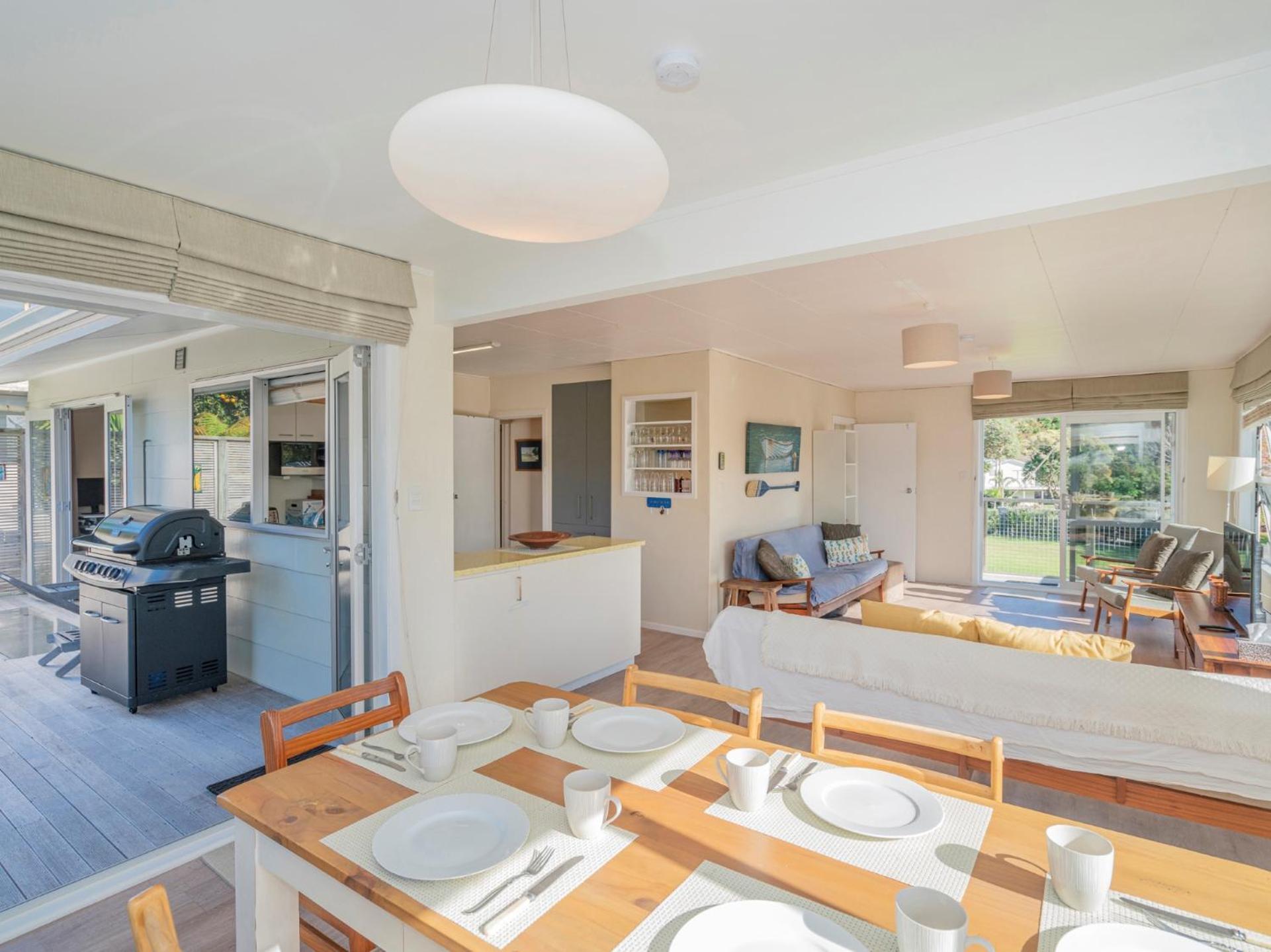 Hahei Kiwi Bach - Hahei Holiday Home Eksteriør bilde