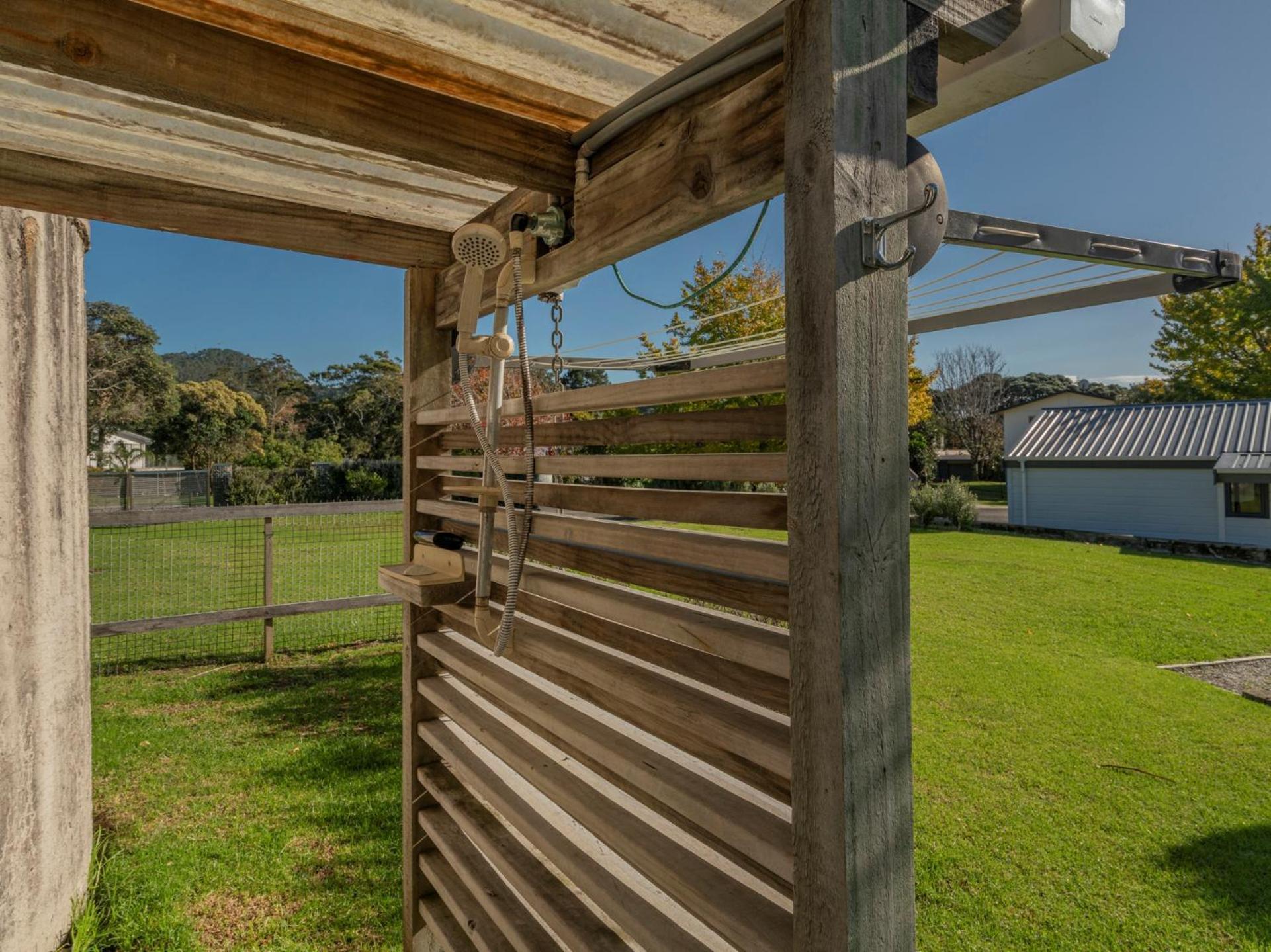 Hahei Kiwi Bach - Hahei Holiday Home Eksteriør bilde